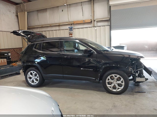 Продажа на аукционе авто 2024 Jeep Compass Latitude 4x4, vin: 3C4NJDBN7RT111972, номер лота: 45627603