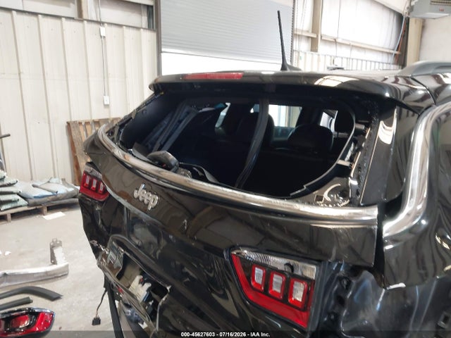 Продажа на аукционе авто 2024 Jeep Compass Latitude 4x4, vin: 3C4NJDBN7RT111972, номер лота: 45627603