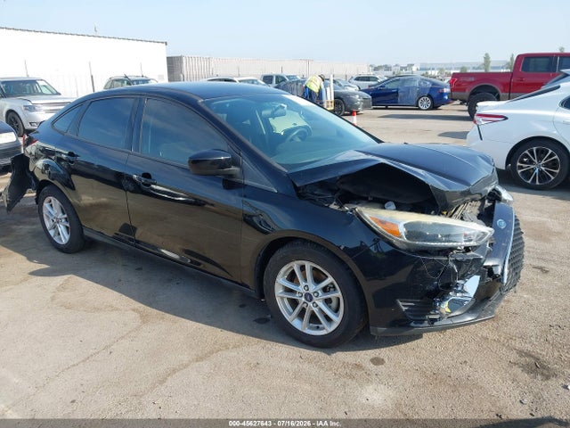 45627643 :رقم المزاد ، 1FADP3FE3JL322641 vin ، 2018 Ford Focus Se مزاد بيع
