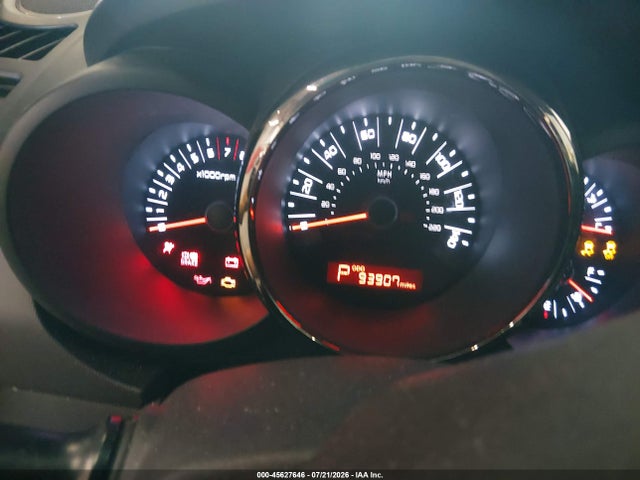 2011 Kia Soul + მანქანა იყიდება აუქციონზე, vin: KNDJT2A26B7260095, აუქციონის ნომერი: 45627646