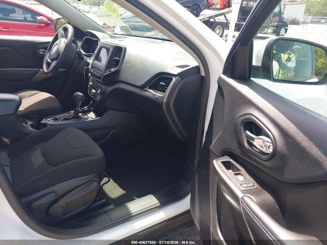 45627650 :رقم المزاد ، 1C4PJLCB2LD511488 vin ، 2020 Jeep Cherokee Latitude Fwd مزاد بيع