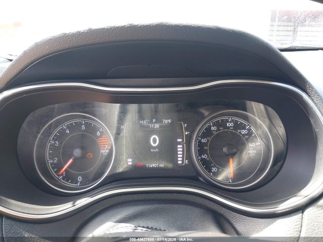 45627650 :رقم المزاد ، 1C4PJLCB2LD511488 vin ، 2020 Jeep Cherokee Latitude Fwd مزاد بيع
