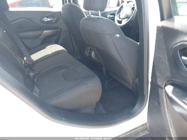45627650 :رقم المزاد ، 1C4PJLCB2LD511488 vin ، 2020 Jeep Cherokee Latitude Fwd مزاد بيع
