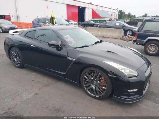 45627676 :رقم المزاد ، JN1AR5EF2DM261023 vin ، 2013 Nissan Gt-r Premium مزاد بيع