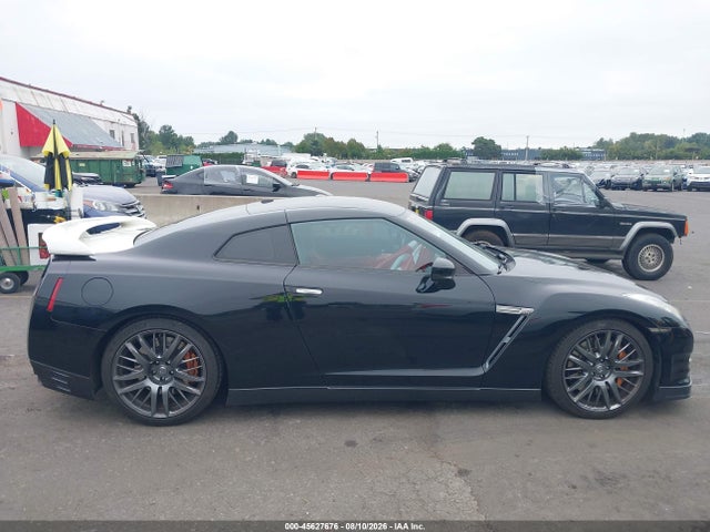 45627676 :رقم المزاد ، JN1AR5EF2DM261023 vin ، 2013 Nissan Gt-r Premium مزاد بيع