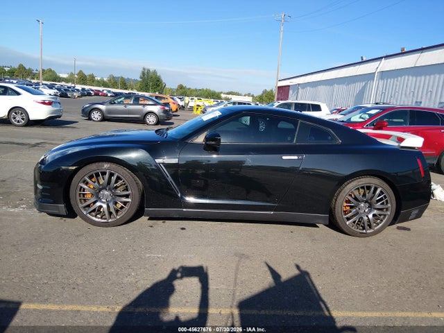 45627676 :رقم المزاد ، JN1AR5EF2DM261023 vin ، 2013 Nissan Gt-r Premium مزاد بيع