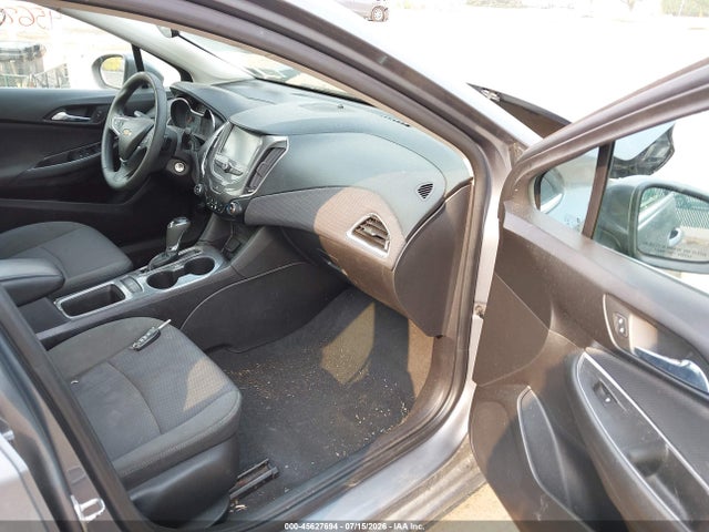 Продаж на аукціоні авто 2018 Chevrolet Cruze Lt Auto, vin: 1G1BE5SM4J7208987, номер лоту: 45627694