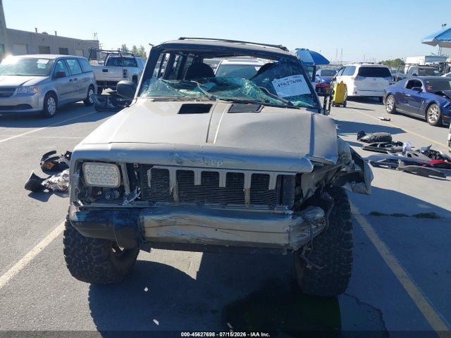 Продажа на аукционе авто 2001 Jeep Cherokee Sport, vin: 1J4FF48S61L554580, номер лота: 45627698