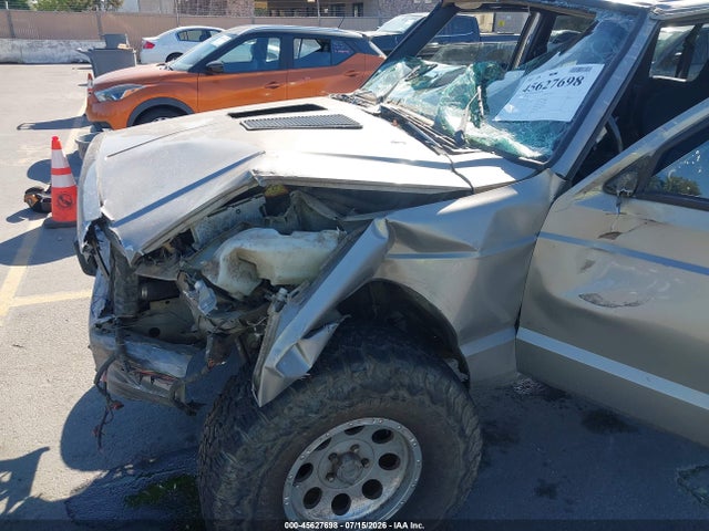Продажа на аукционе авто 2001 Jeep Cherokee Sport, vin: 1J4FF48S61L554580, номер лота: 45627698