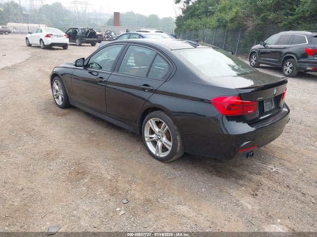 BMW 328i Xdrive 2016 WBA8E3G55GNT76761 Image 3