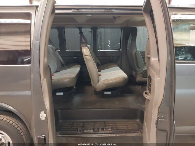 1GAWGEFF1H1243605 Chevrolet Express 2500 Ls