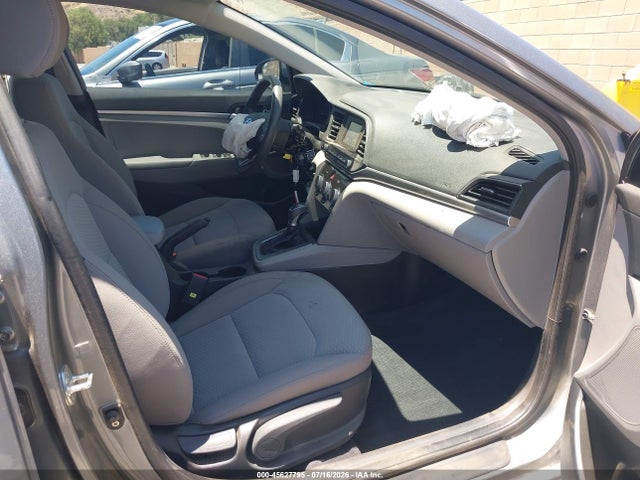 2019 Hyundai Elantra Se მანქანა იყიდება აუქციონზე, vin: KMHD74LF6KU761515, აუქციონის ნომერი: 45627795