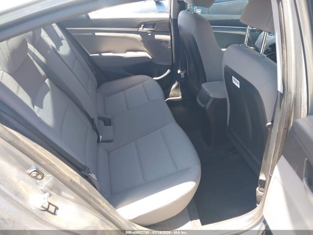 2019 Hyundai Elantra Se მანქანა იყიდება აუქციონზე, vin: KMHD74LF6KU761515, აუქციონის ნომერი: 45627795