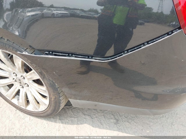 2011 Lincoln Mks მანქანა იყიდება აუქციონზე, vin: 1LNHL9ER9BG606490, აუქციონის ნომერი: 45627799