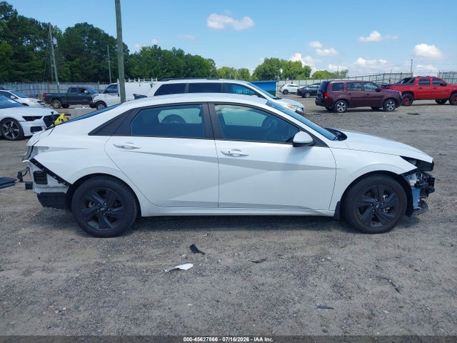 2022 Hyundai Elantra Sel მანქანა იყიდება აუქციონზე, vin: 5NPLM4AG4NH056795, აუქციონის ნომერი: 45627866