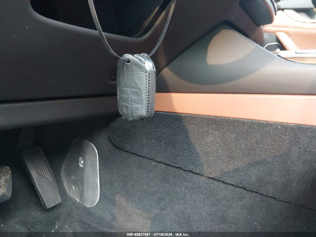 Продажа на аукционе авто 2021 Maserati Levante S Granlusso, vin: ZN661YUL7MX378077, номер лота: 45627897