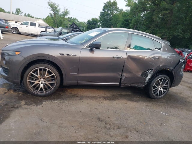 Продажа на аукционе авто 2021 Maserati Levante S Granlusso, vin: ZN661YUL7MX378077, номер лота: 45627897