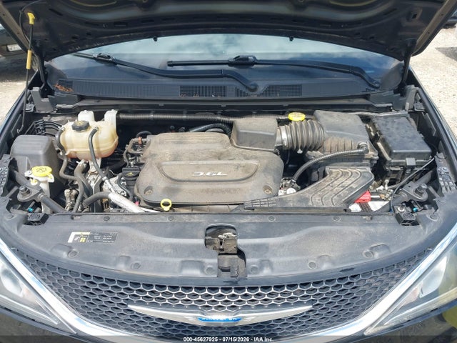 Aukcja sprzedaży 2018 Chrysler Pacifica Touring L, vin: 2C4RC1BG8JR233663, numer aukcji: 45627925