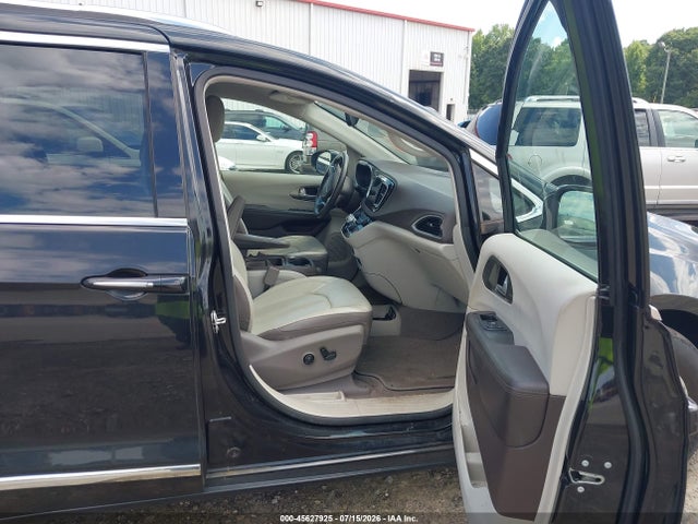 Aukcja sprzedaży 2018 Chrysler Pacifica Touring L, vin: 2C4RC1BG8JR233663, numer aukcji: 45627925