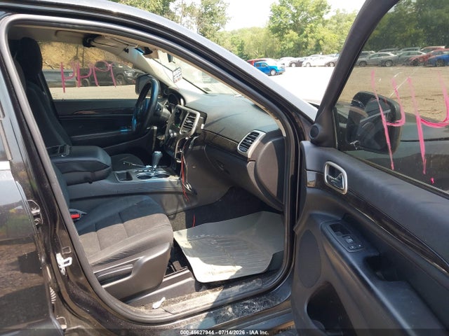 Продаж на аукціоні авто 2013 Jeep Grand Cherokee Laredo, vin: 1C4RJFAG6DC631522, номер лоту: 45627944