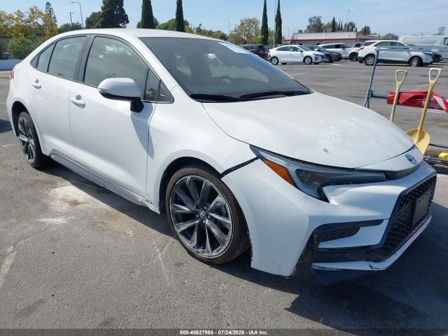 Auction sale of the 2024 Toyota Corolla Hybrid Se, vin: JTDBCMFE0RJ023800, lot number: 45627965