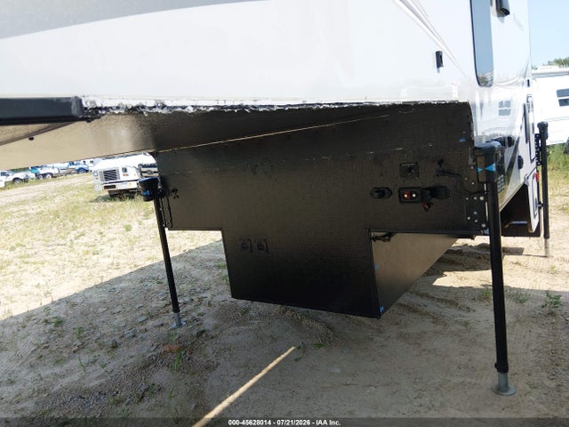 Palomino Other 2021 4X4SHR703MN112774 Image 6