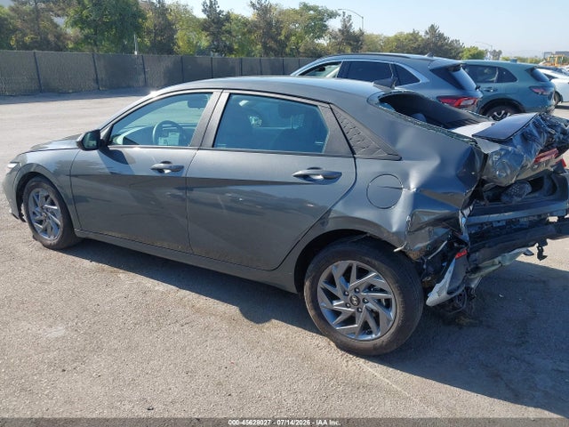 KMHLM4DJ7RU116146 Hyundai Elantra Hybrid Blue
