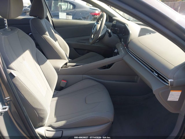 KMHLM4DJ7RU116146 Hyundai Elantra Hybrid Blue