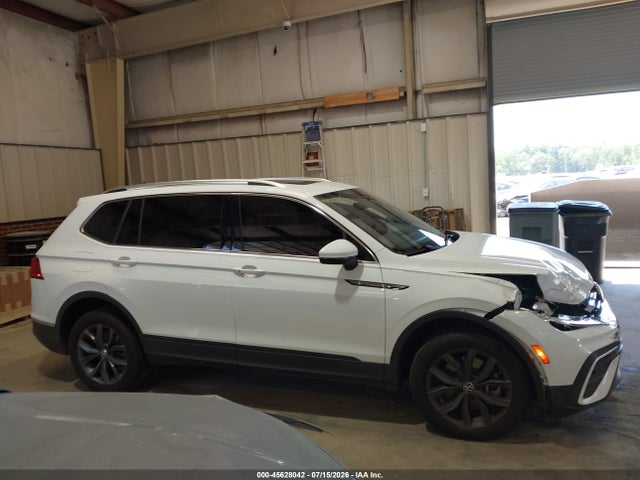 2022 Volkswagen Tiguan 2.0t Se მანქანა იყიდება აუქციონზე, vin: 3VV2B7AX6NM177259, აუქციონის ნომერი: 45628042
