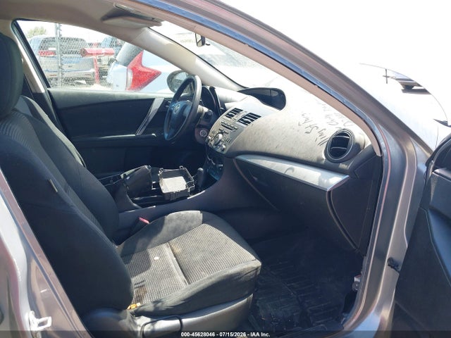 Продаж на аукціоні авто 2012 Mazda Mazda3 I Sport, vin: JM1BL1UF8C1580147, номер лоту: 45628046