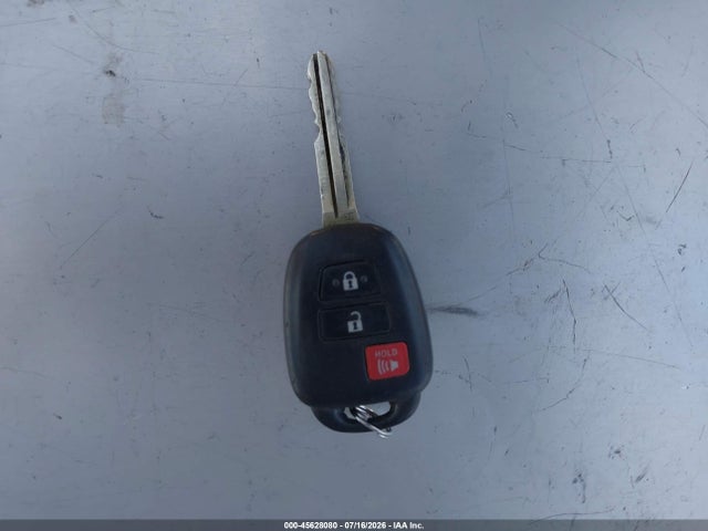 Toyota Prius C Two 2016 JTDKDTB39G1118025 Image 11