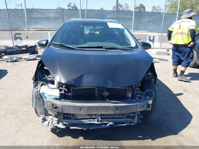 Toyota Prius C Two 2016 JTDKDTB39G1118025 Image 13