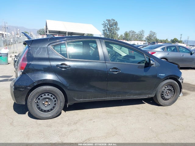 Toyota Prius C Two 2016 JTDKDTB39G1118025 Image 14
