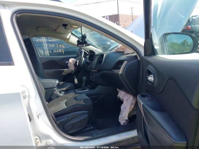 Продажа на аукционе авто 2017 Jeep Cherokee Altitude, vin: 1C4PJMAB1HW591323, номер лота: 45628088