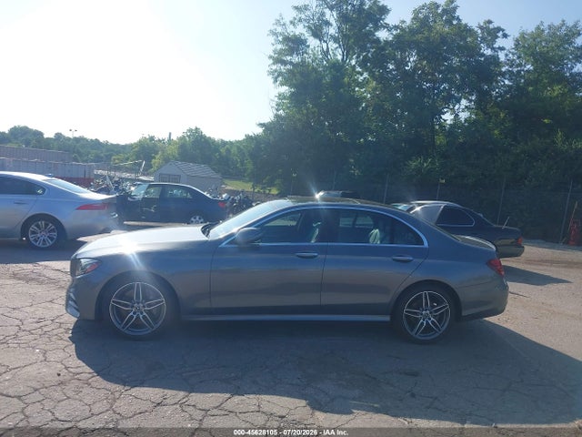2020 Mercedes-benz E 350 4matic მანქანა იყიდება აუქციონზე, vin: WDDZF8EB5LA752330, აუქციონის ნომერი: 45628105