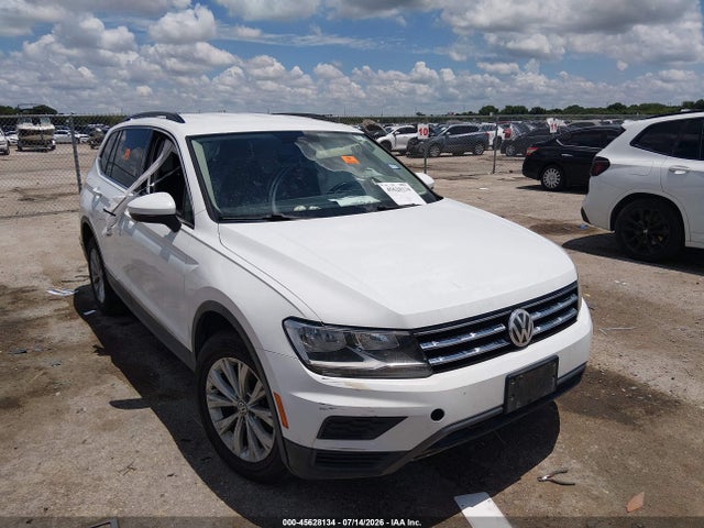 2018 Volkswagen Tiguan 2.0t Se/2.0t Sel მანქანა იყიდება აუქციონზე, vin: 3VV3B7AX6JM050364, აუქციონის ნომერი: 45628134
