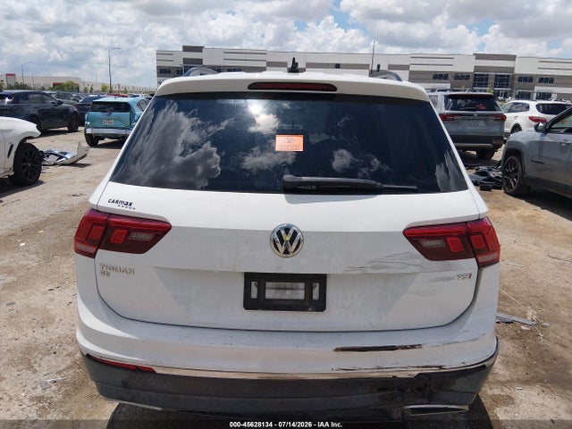 2018 Volkswagen Tiguan 2.0t Se/2.0t Sel მანქანა იყიდება აუქციონზე, vin: 3VV3B7AX6JM050364, აუქციონის ნომერი: 45628134