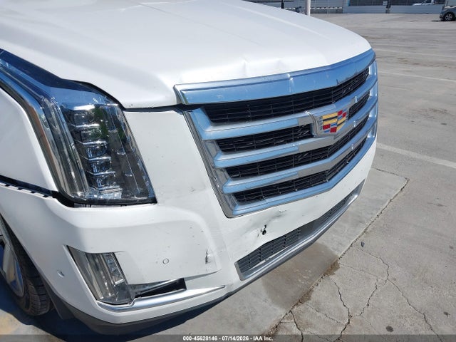 45628146 :رقم المزاد ، 1GYS4CKJ0JR208343 vin ، 2018 Cadillac Escalade Premium Luxury مزاد بيع