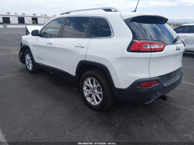 1C4PJLLX5JD525040 Jeep Cherokee Latitude Plus Fwd
