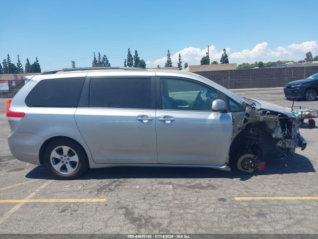 5TDKK3DC8ES502073 Toyota Sienna Le V6 8 Passenger