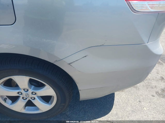 5TDKK3DC8ES502073 Toyota Sienna Le V6 8 Passenger