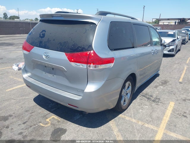 5TDKK3DC8ES502073 Toyota Sienna Le V6 8 Passenger
