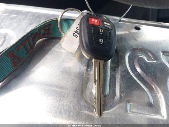 2T1BURHE0GC569447 Toyota COROLLA LE