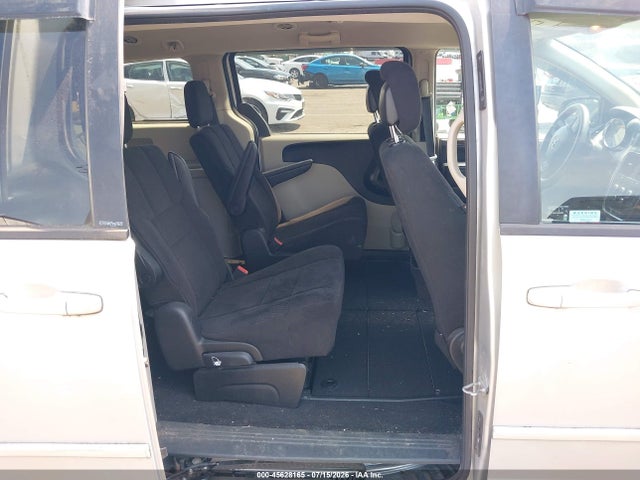 45628165 :رقم المزاد ، 2D4RN4DG7BR700357 vin ، 2011 Dodge Grand Caravan Express مزاد بيع
