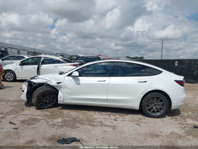 Tesla Model 3 Rear-wheel Drive 2023 5YJ3E1EA6PF417429 Image 12