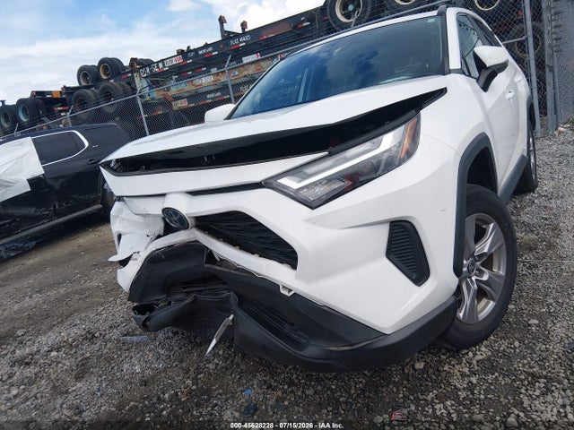 45628228 :رقم المزاد ، 2T3RWRFV2NW135707 vin ، 2022 Toyota Rav4 Hybrid Xle مزاد بيع