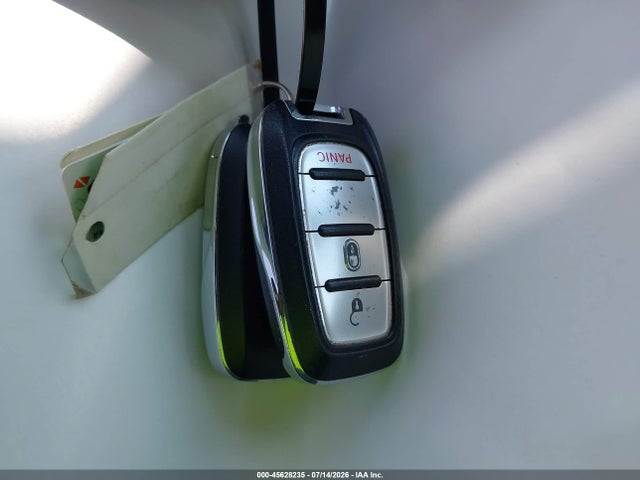 Продажа на аукционе авто 2017 Chrysler Pacifica Lx, vin: 2C4RC1CG4HR519874, номер лота: 45628235