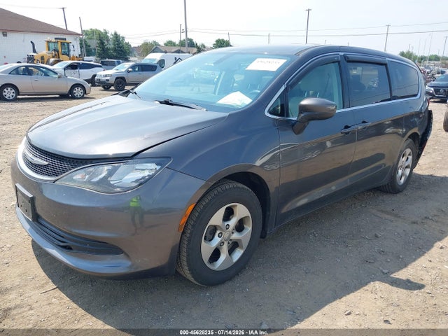 Продажа на аукционе авто 2017 Chrysler Pacifica Lx, vin: 2C4RC1CG4HR519874, номер лота: 45628235