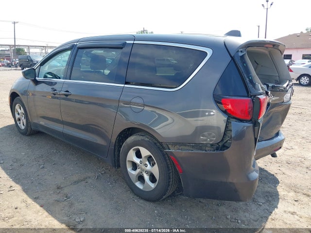 Продажа на аукционе авто 2017 Chrysler Pacifica Lx, vin: 2C4RC1CG4HR519874, номер лота: 45628235