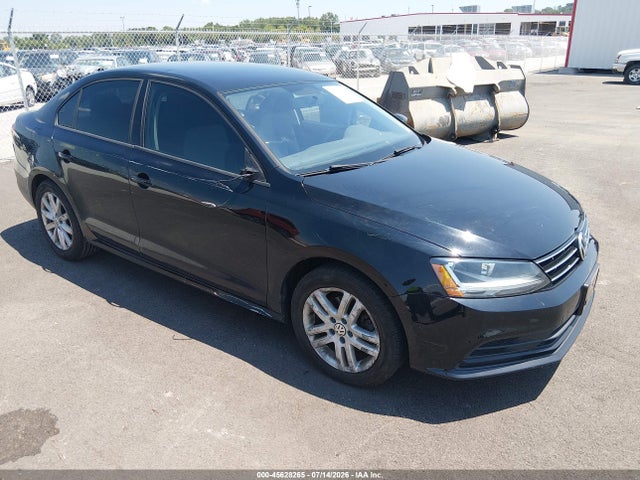 45628265 :رقم المزاد ، 3VW2B7AJ2JM257398 vin ، 2018 Volkswagen Jetta 1.4t S مزاد بيع
